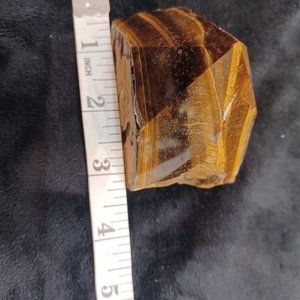 Tiger eye rough and polish point